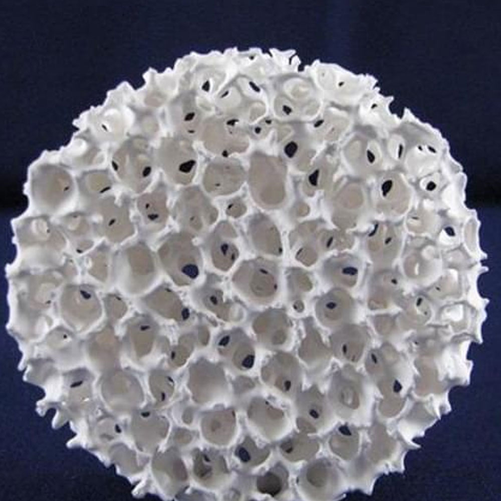 浆料团聚、成型困难、孔洞多